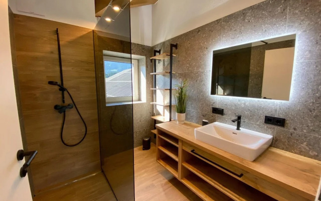 Attic Apartment in Saalfelden Near Ski Slopes