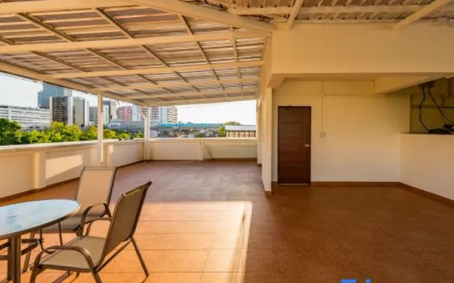 P18 Hotel