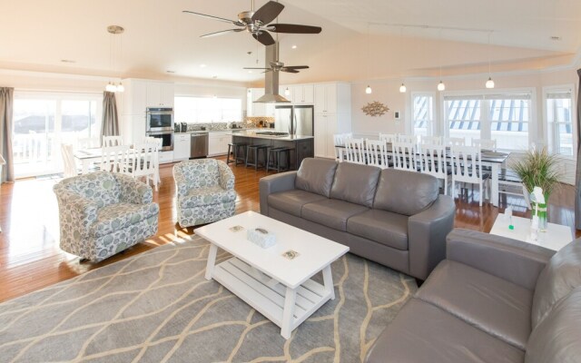 Sandfiddler by RedAwning