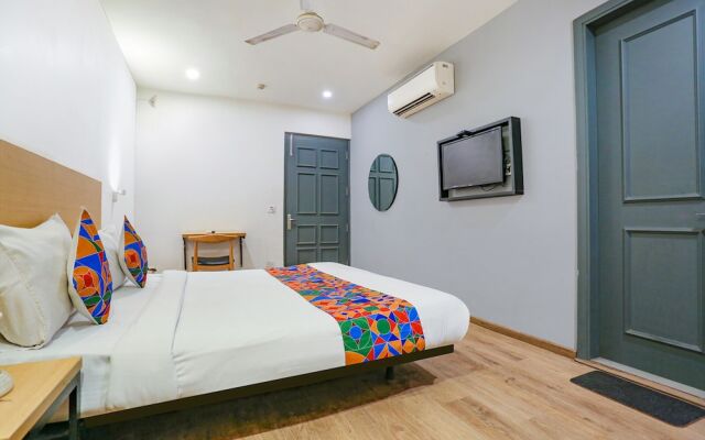 FabHotel Urban Residency