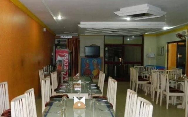 Suv Palace Hotel