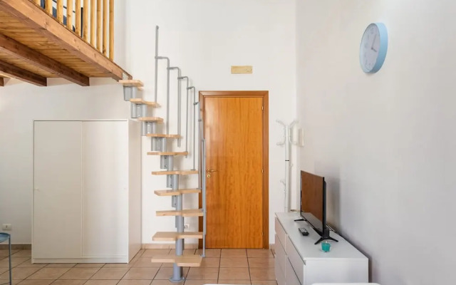 Sr-a522-linn12a1 - Hexagon House