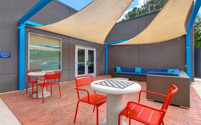 Tru by Hilton Lithia Springs, GA