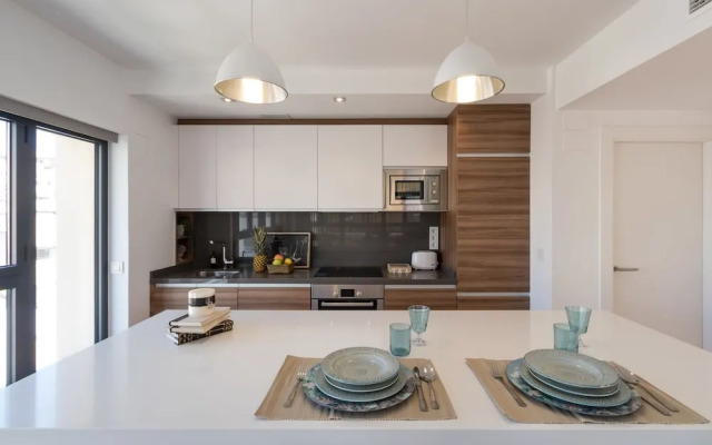 Chezmoihomes Plaza Nueva Premium