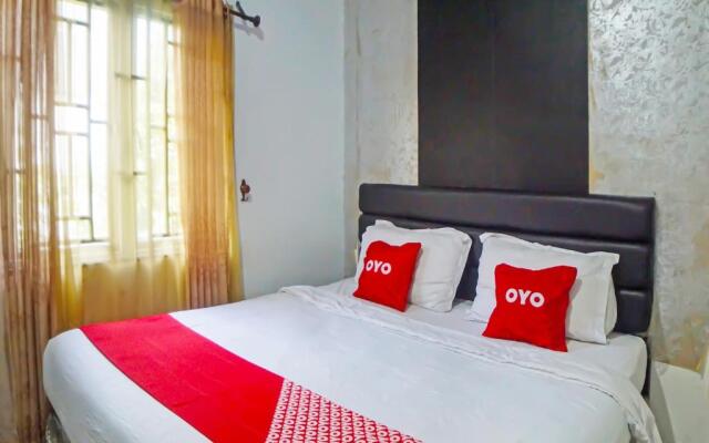 OYO 91976 Abadi Hotel