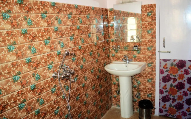 Rufina Lachung De'Crown