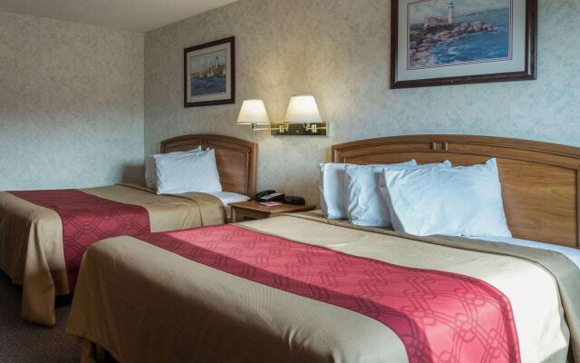 Econo Lodge Inn & Suites Canandaigua