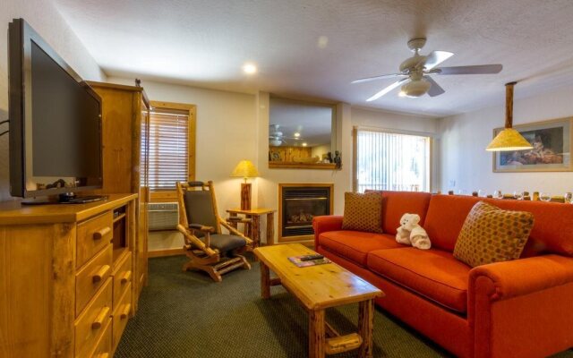 Red Wolf Lodge at Olympic Valley