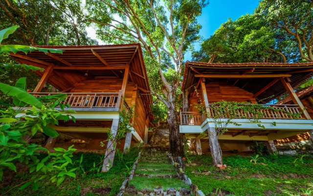 Mango Beach Resort