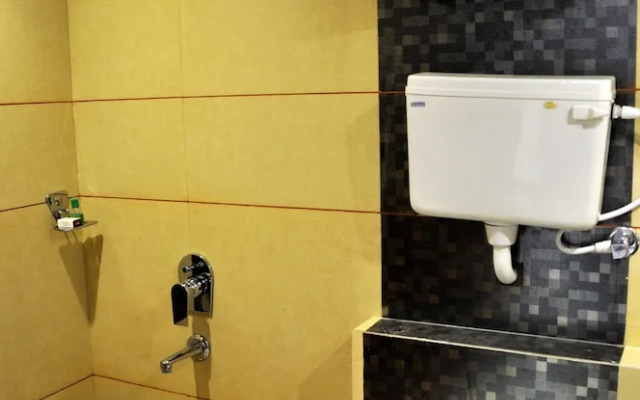 OYO 1315 Hotel Jyoti