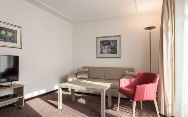 EMA House Hotel Suites