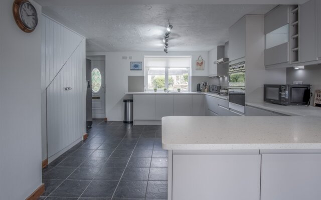 Tucking Mill - 3 Bedroom - Stepaside