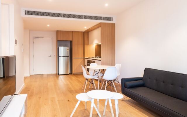 Modern Apartment in Darling Harbour