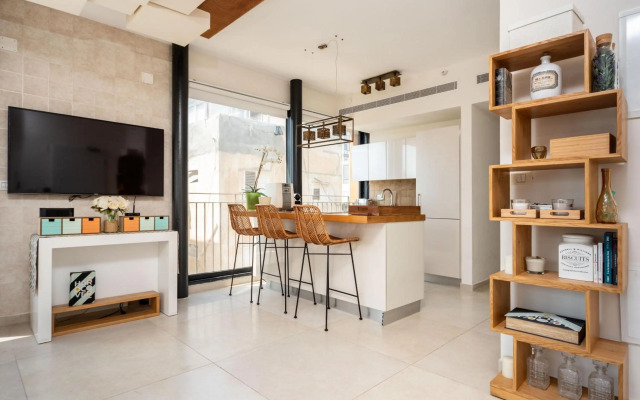 2 Bedroom Beachfront Banana Beach