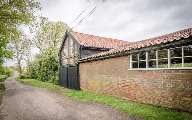 The Hayloft, Clopton