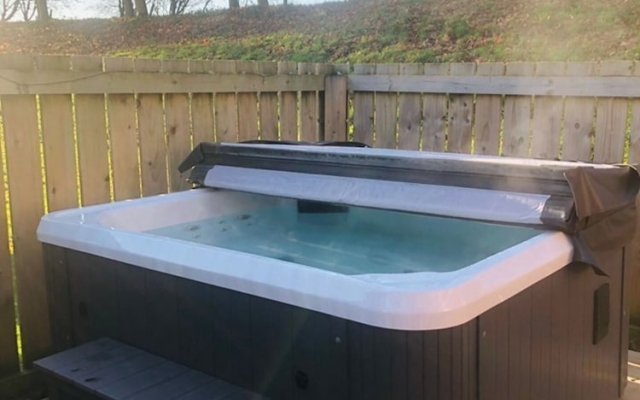 Stunning 3-Bed Hot Tub Lodge, Northumberland