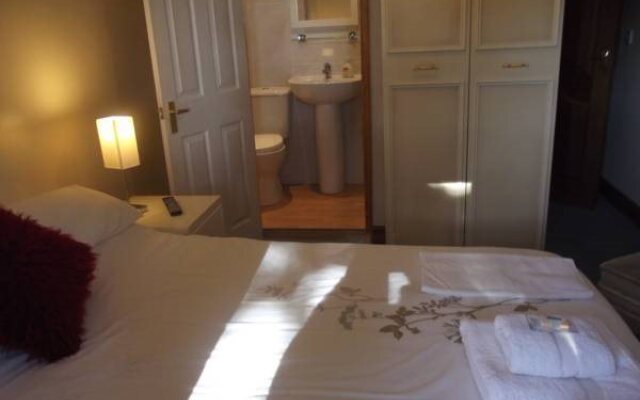 Woodgrove Lodge