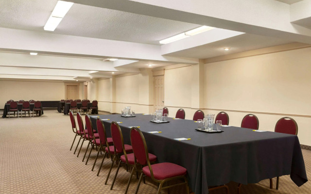 Days Inn by Wyndham London