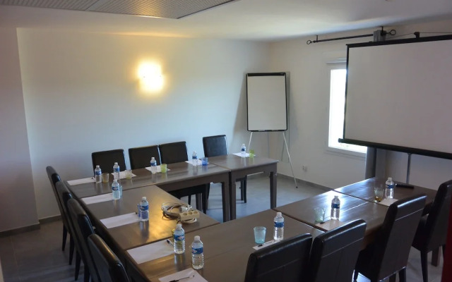 Hotel Restaurant Le Gardon - Pont du Gard