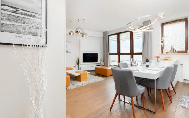 Apartment Sea Towers Gdynia by Renters