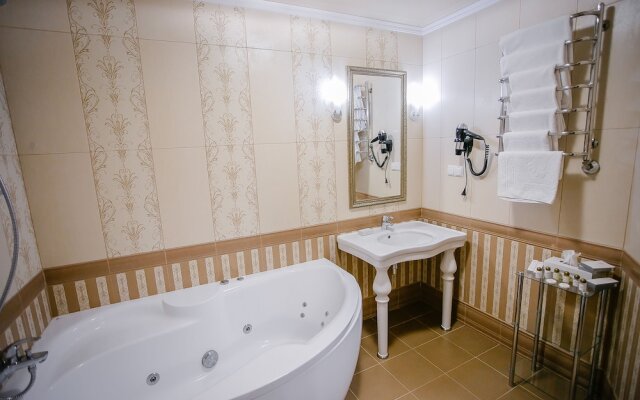 Отель «Аристократ»