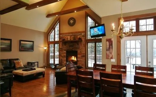 Chalet 9B Chemin Blanc by Les Chalets Alpins