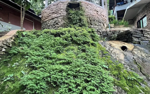 The Cascade - Mae Taeng Waterfall Bungalows