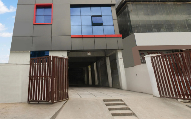 Super Townhouse Oak LB Metro Station Formerly Sunil Arcade