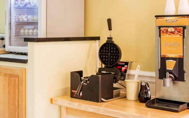 Quality Inn Dalton Central