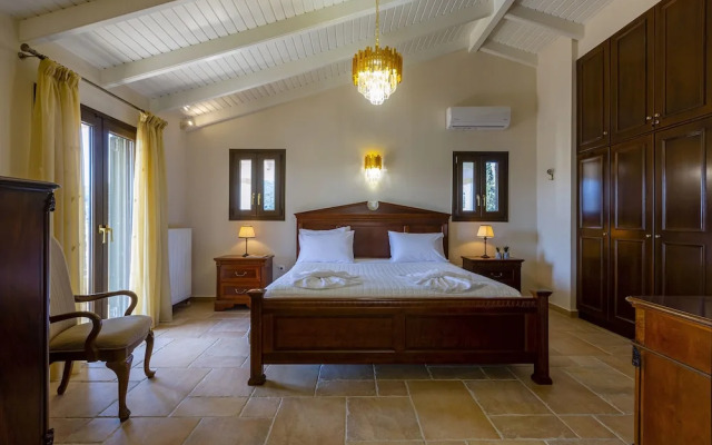 Solaris Methea Deluxe Suites