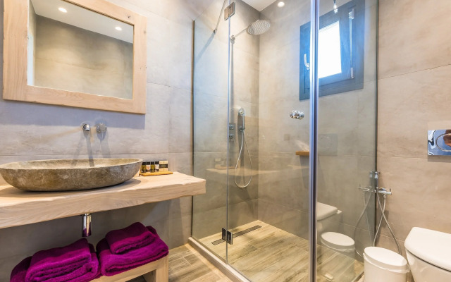 Portes Mykonos Suites & Villas