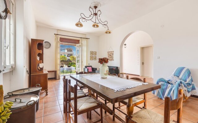 2961 Villa Poesia by Barbarhouse