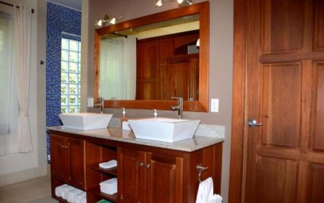 The Villas at Cocoplum