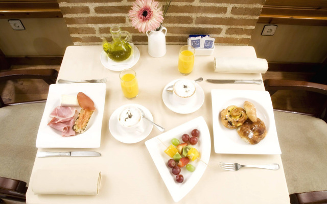 Hotel AR Parquesur