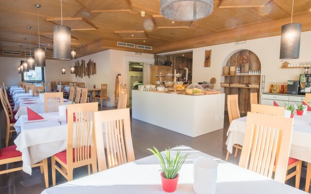 Mountain Living Apartments