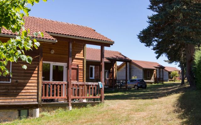 Village de Gîtes Chalets de la Truyere