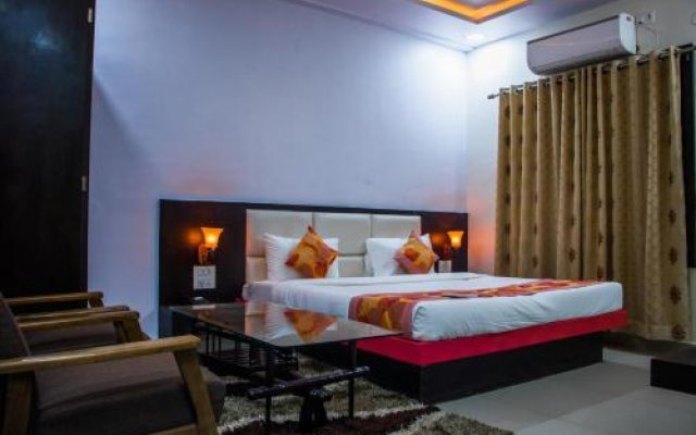 Hotel Akshat Residency