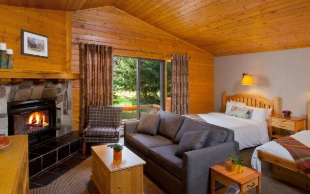 Bear Hill Lodge
