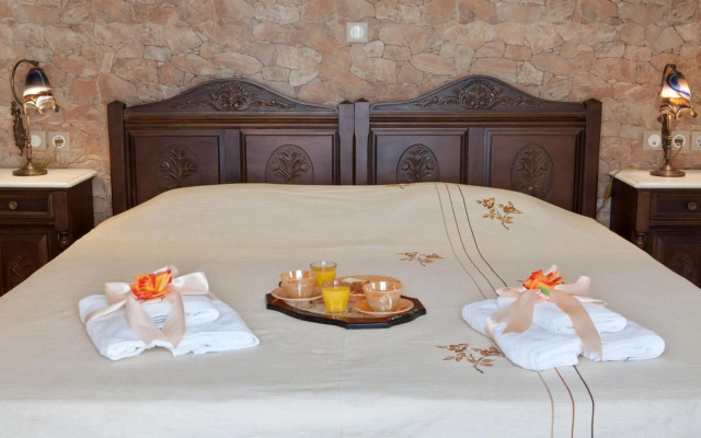Tinos Aqua Palazzo