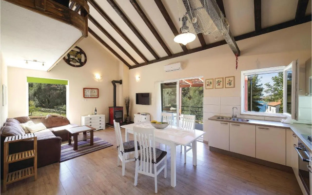 One-Bedroom Holiday Home in Drvenik Veli