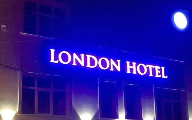 LONDON Hotel