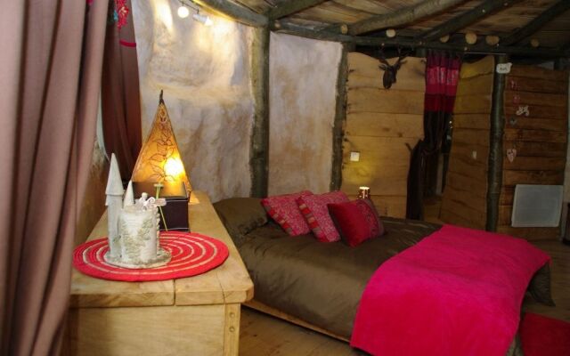 Le Nid dans les Bruyères