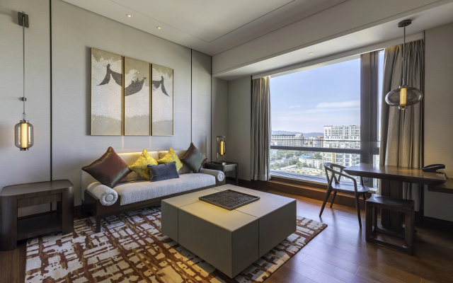 HUALUXE Beijing Xinan by IHG – Guest Rooms – Beijing