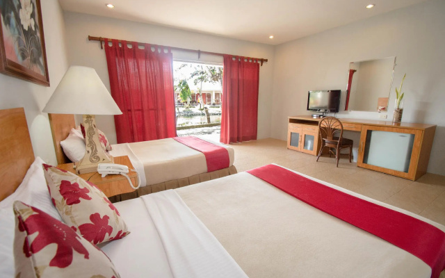 Almont Inland Resort