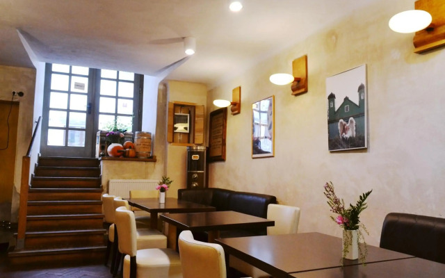 Chopin Boutique