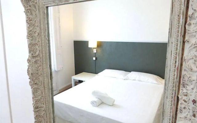 APTBCN Gran Via Guest House