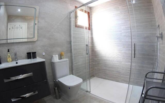 Bel appartement raffiné à 600 m de la plage