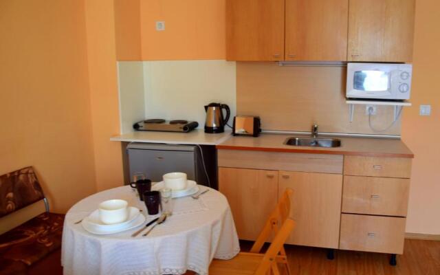 Sineva Del Sol Apartments