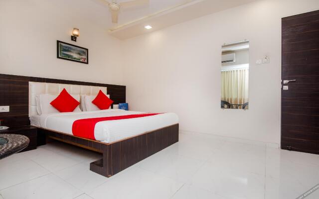 OYO 4083 Hotel Alfa Grand