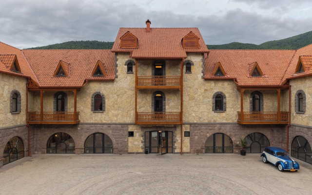 Old Ijevan Boutique Hotel